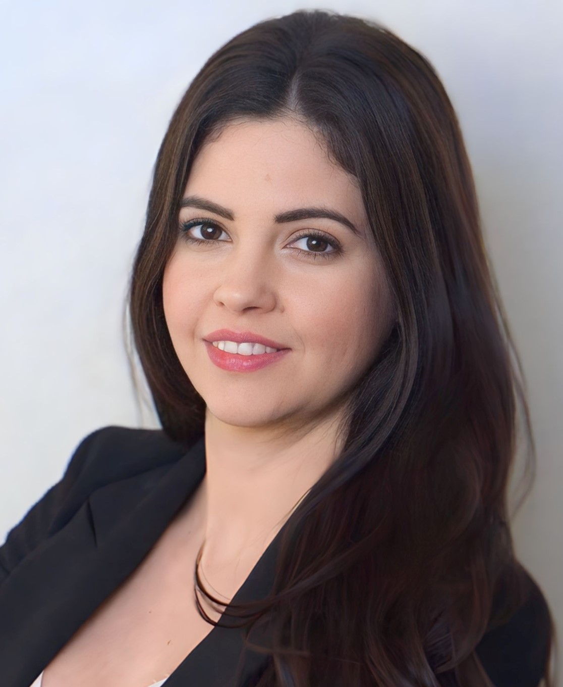 Aylin Cabrera - Loan Officer