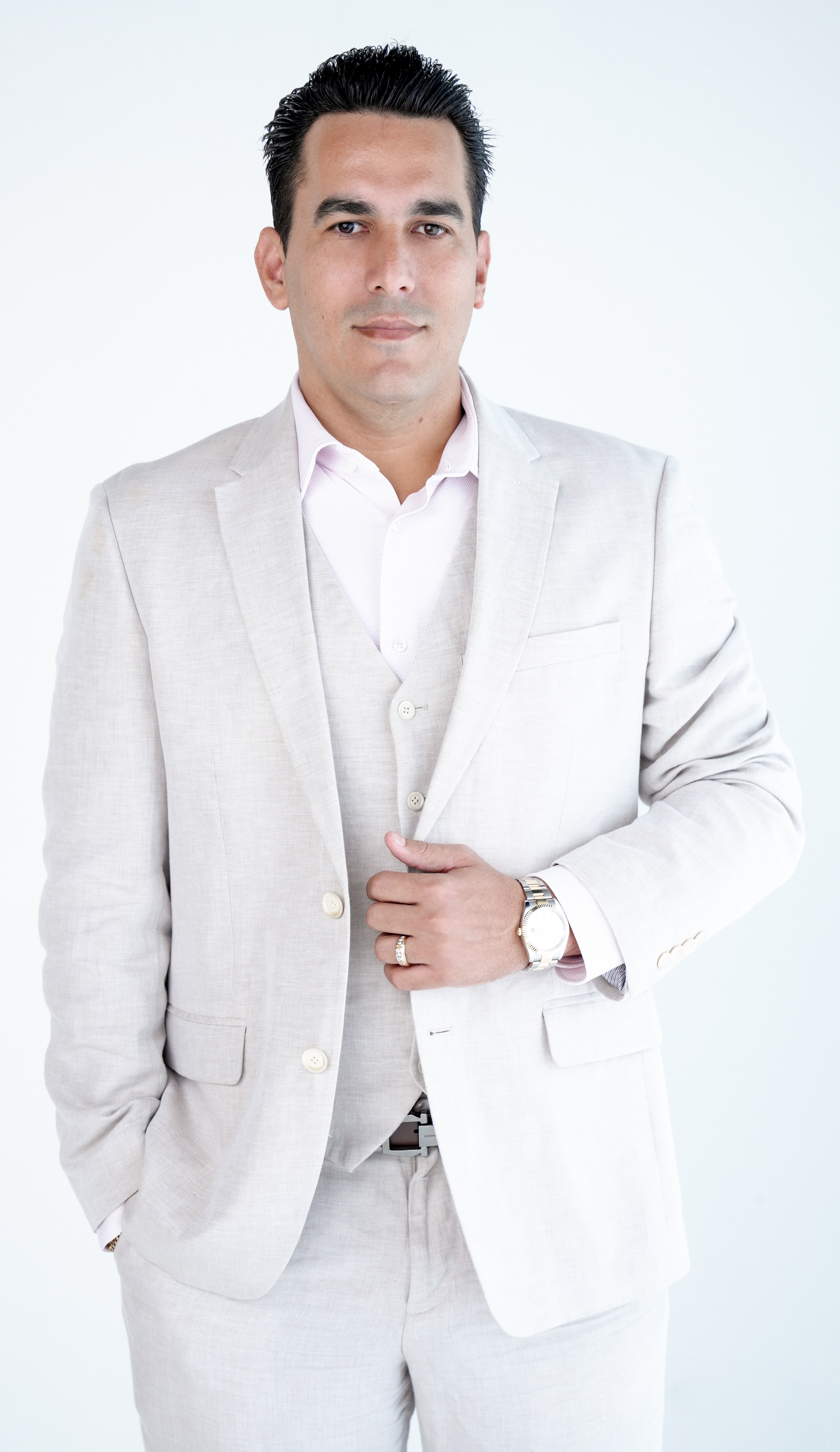 Yaikiel Gonzalez - Branch Manager